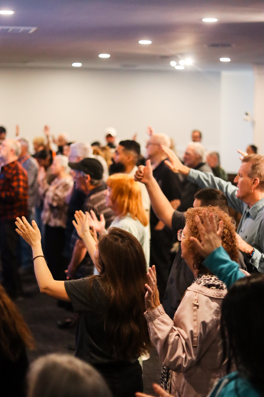 Congregation worshipping at Fountain of Life